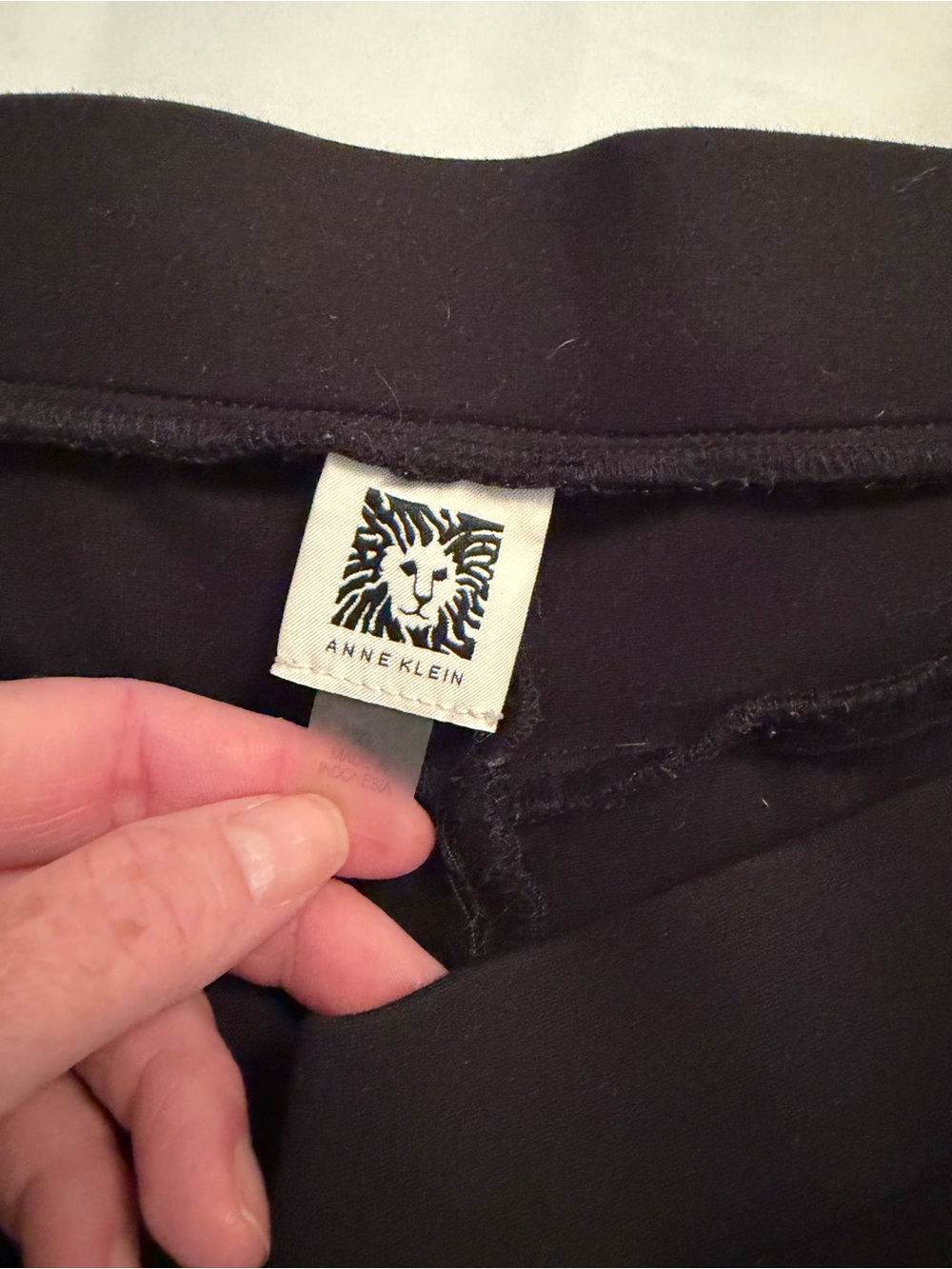 Skirt Subcategory Identification